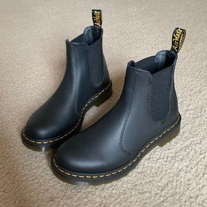 Dr. Martens Chelsea Boots (Black) 2976 Bex Smooth